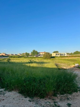 Building Plot in Kaštelir – 980 m²